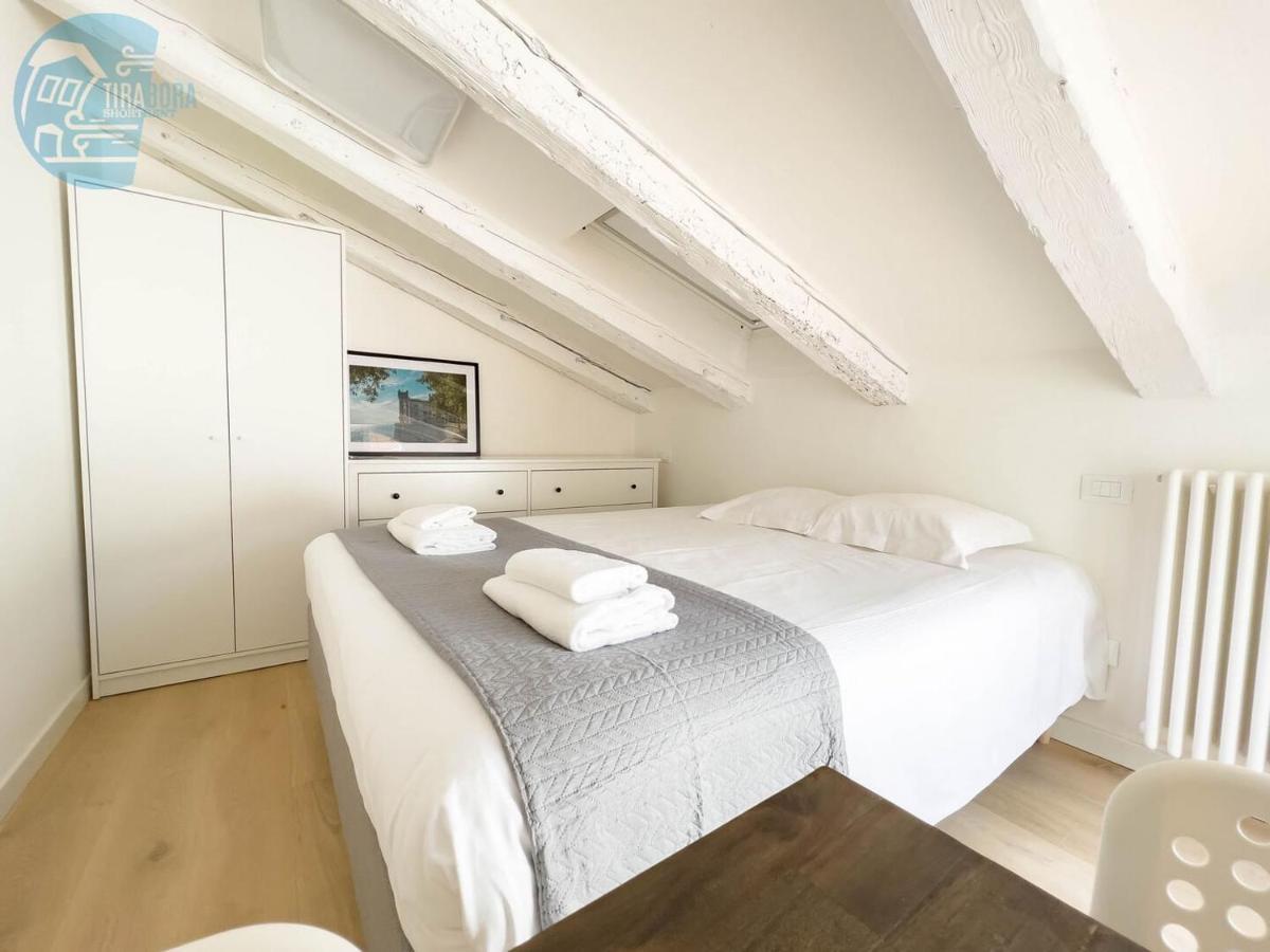 Corridoni 4C Tirabora Short Rent Apartment Trieste Luaran gambar